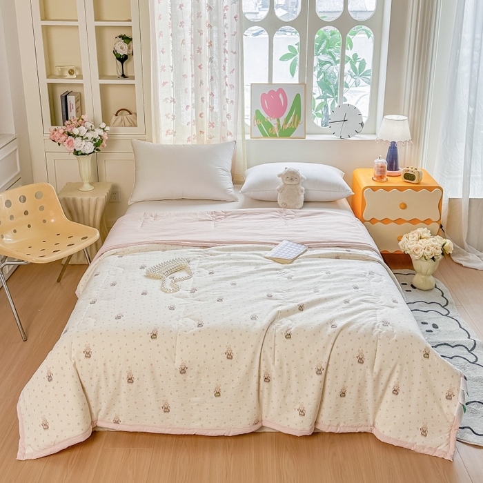 91家纺网 家纺一手货源 找家纺 爱宝被业 2026新款A类水洗棉新疆棉花夏被夏凉被 萝卜兔