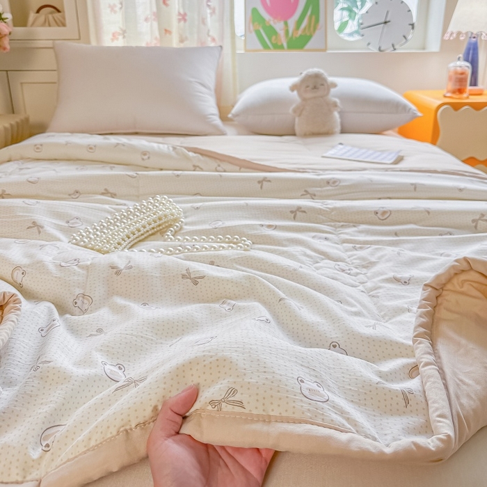 91家纺网 家纺一手货源 找家纺 爱宝被业 2026新款A类水洗棉新疆棉花夏被夏凉被 许愿熊