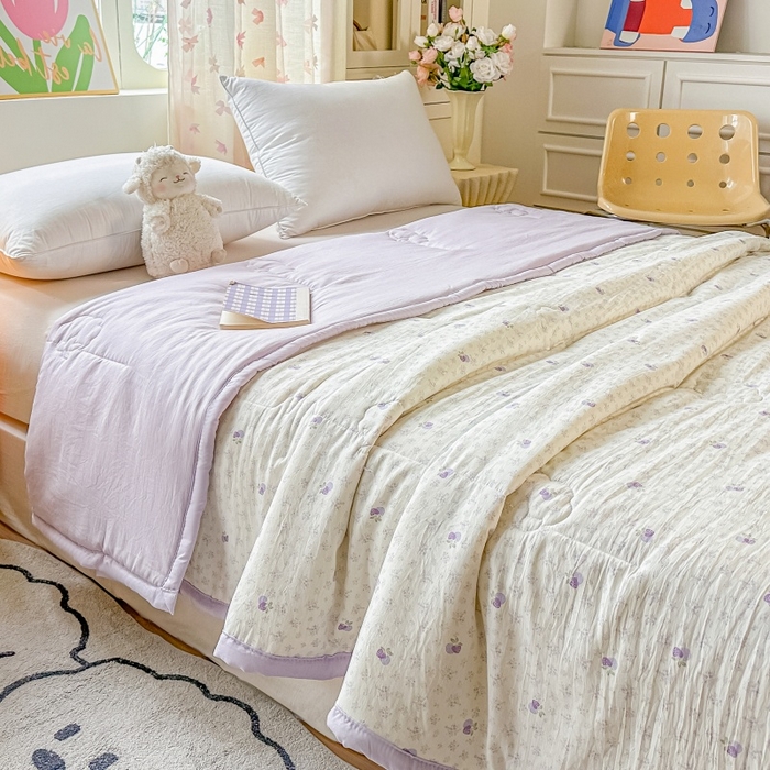 91家纺网 家纺一手货源 找家纺 爱宝被业 2026新款A类水洗棉新疆棉花夏被夏凉被 雅昔紫