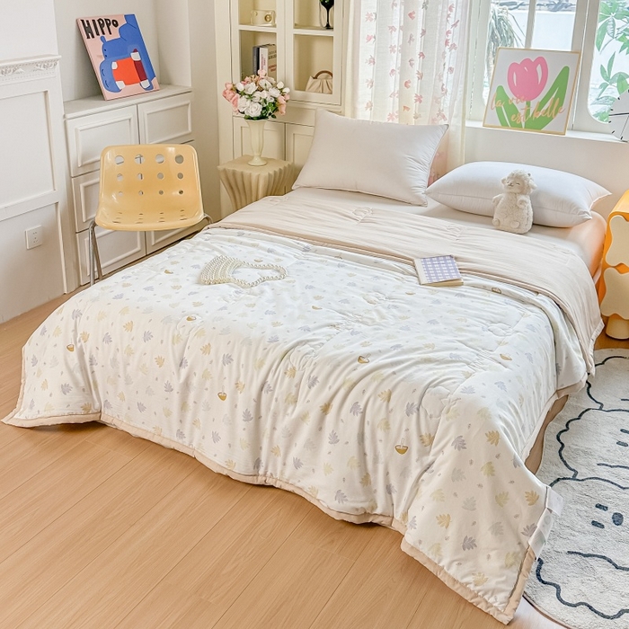 91家纺网 家纺一手货源 找家纺 爱宝被业 2026新款A类水洗棉新疆棉花夏被夏凉被 叶知秋