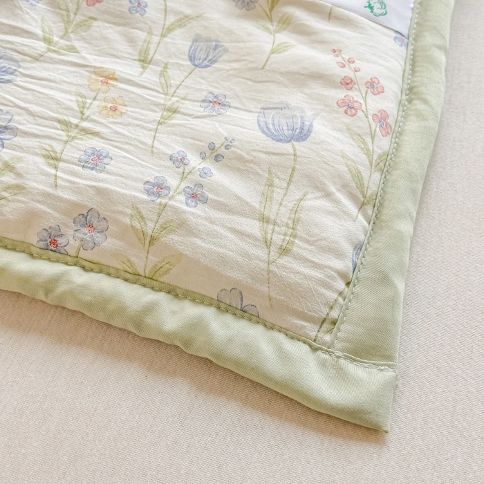 91家纺网 家纺一手货源 找家纺 爱宝被业 2026新款A类水洗棉新疆棉花夏被夏凉被 郁金香蓝