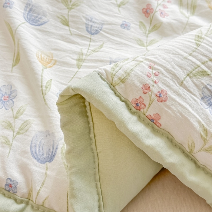 91家纺网 家纺一手货源 找家纺 爱宝被业 2026新款A类水洗棉新疆棉花夏被夏凉被 郁金香蓝