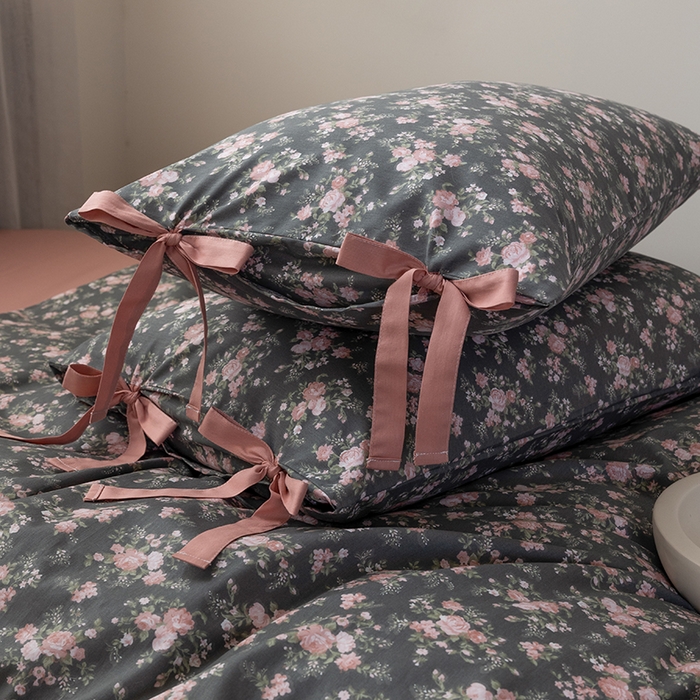 91家纺网 家纺一手货源 找家纺 绫韵家纺 2026新款13372全棉ins小碎花纯棉田园风床单床笠四件套系绳蝴蝶结系列二 白兰地