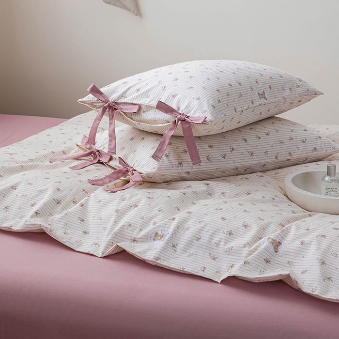 91家纺网 家纺一手货源 找家纺 绫韵家纺 2026新款13372全棉ins小碎花纯棉田园风床单床笠四件套系绳蝴蝶结系列二 碎花小熊