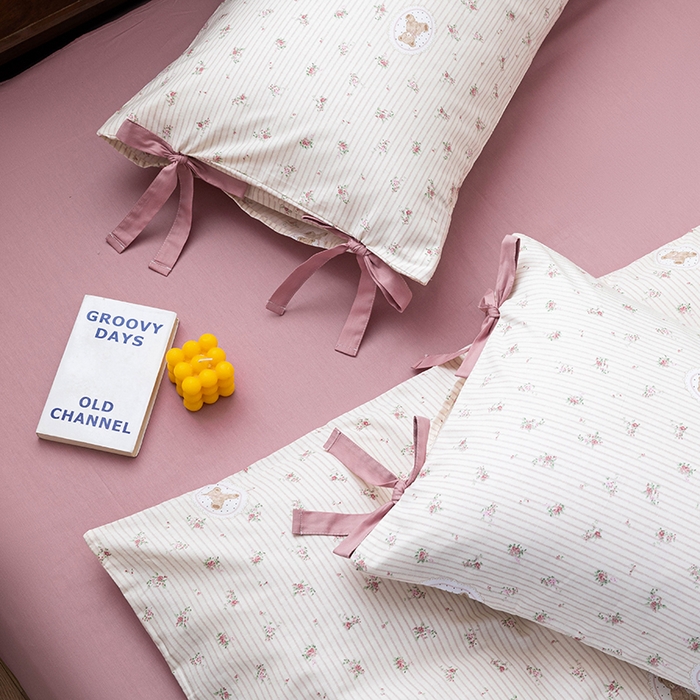 91家纺网 家纺一手货源 找家纺 绫韵家纺 2026新款13372全棉ins小碎花纯棉田园风床单床笠四件套系绳蝴蝶结系列二 碎花小熊