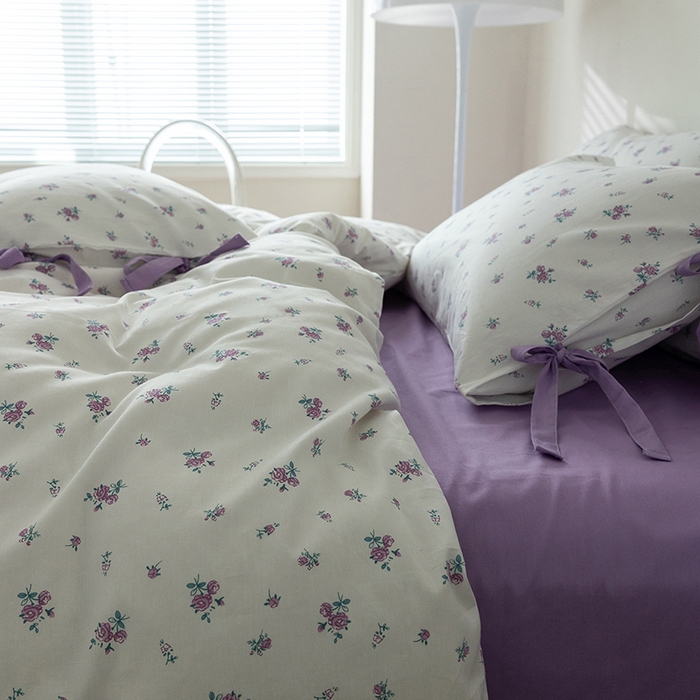 91家纺网 家纺一手货源 找家纺 绫韵家纺 2026新款13372全棉ins小碎花纯棉田园风床单床笠四件套系绳蝴蝶结系列二 露娜-风信紫