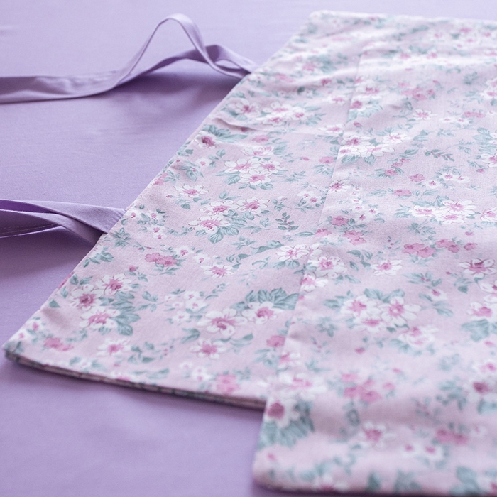 91家纺网 家纺一手货源 找家纺 绫韵家纺 2026新款13372全棉ins小碎花纯棉田园风床单床笠四件套系绳蝴蝶结系列二 蔓春-风信紫