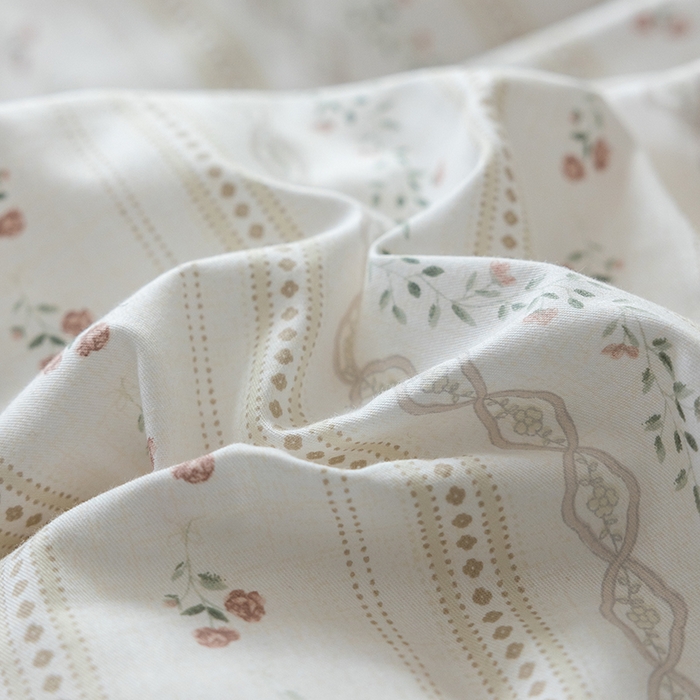 91家纺网 家纺一手货源 找家纺 绫韵家纺 2026新款13372全棉ins小碎花纯棉田园风床单床笠四件套系绳蝴蝶结系列二 晴天-海棠红