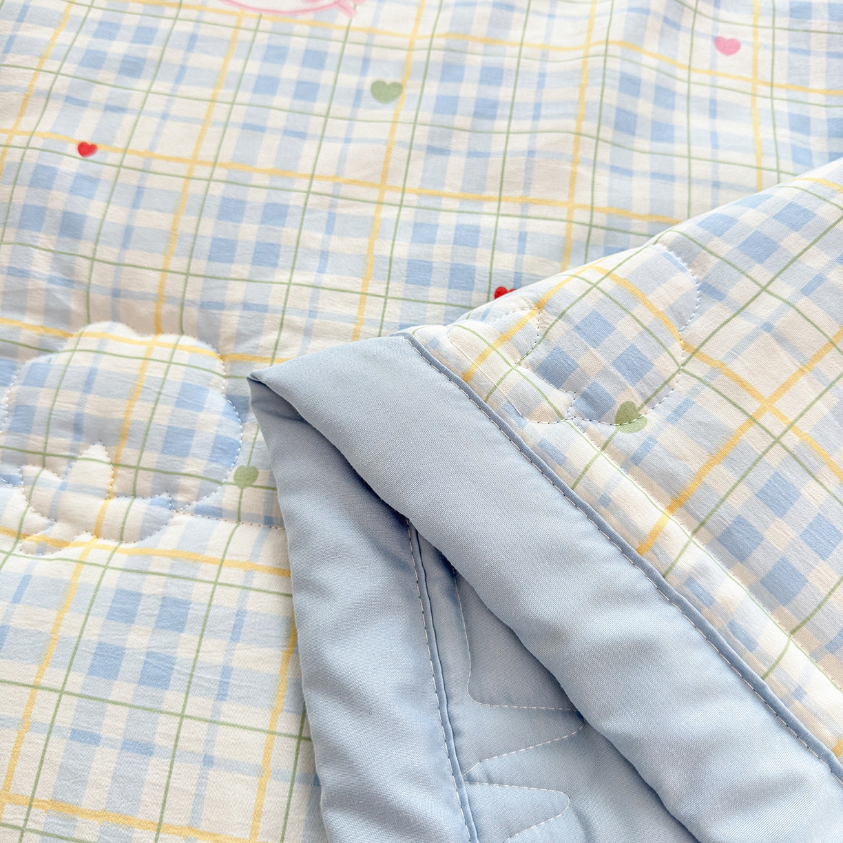 91家纺网 家纺一手货源 找家纺 2026新款A类新疆棉花夏凉被加宽包边水洗棉卡通印花吸湿透气棉花夏被空调被 凌香 凯蒂之约