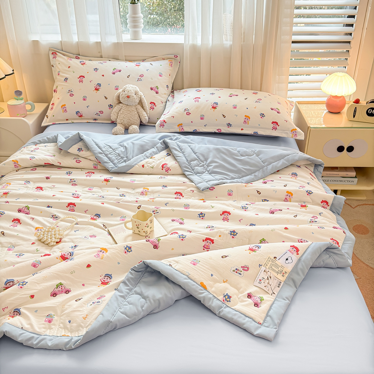 91家纺网 家纺一手货源 找家纺 2026新款A类新疆棉花夏凉被加宽包边水洗棉卡通印花吸湿透气棉花夏被空调被 凌香 蜡笔小派