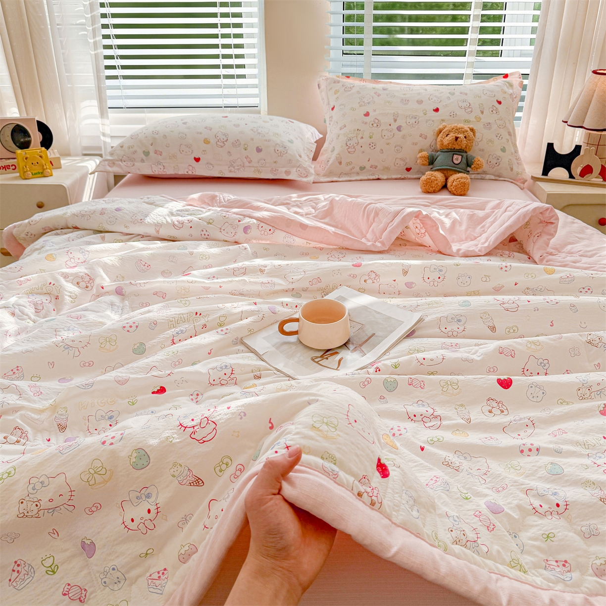 91家纺网 家纺一手货源 找家纺 2026新款A类新疆棉花夏凉被加宽包边水洗棉卡通印花吸湿透气棉花夏被空调被 云感萌仔