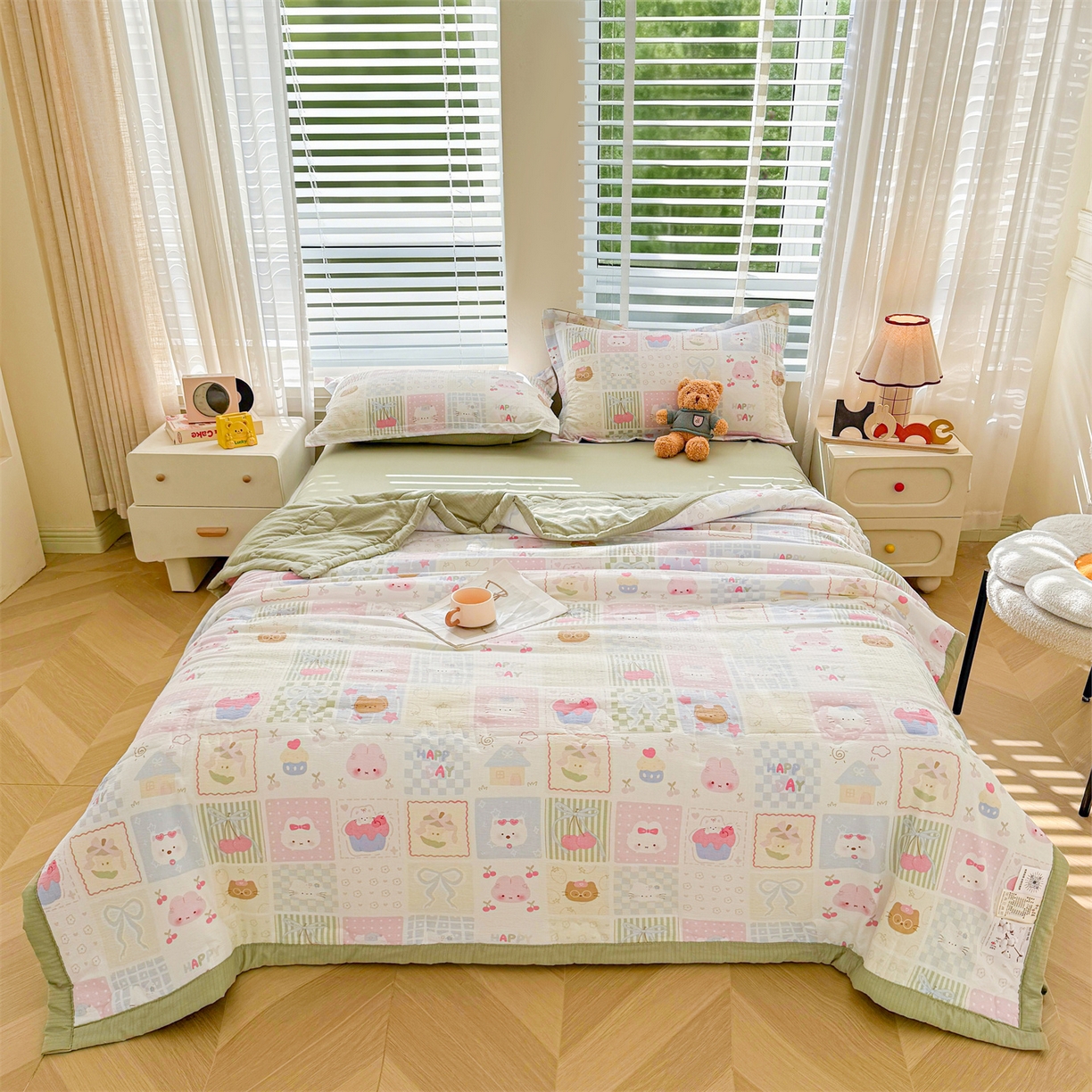 91家纺网 家纺一手货源 找家纺 2026新款A类新疆棉花夏凉被加宽包边水洗棉卡通印花吸湿透气棉花夏被空调被 云感甜品乐园