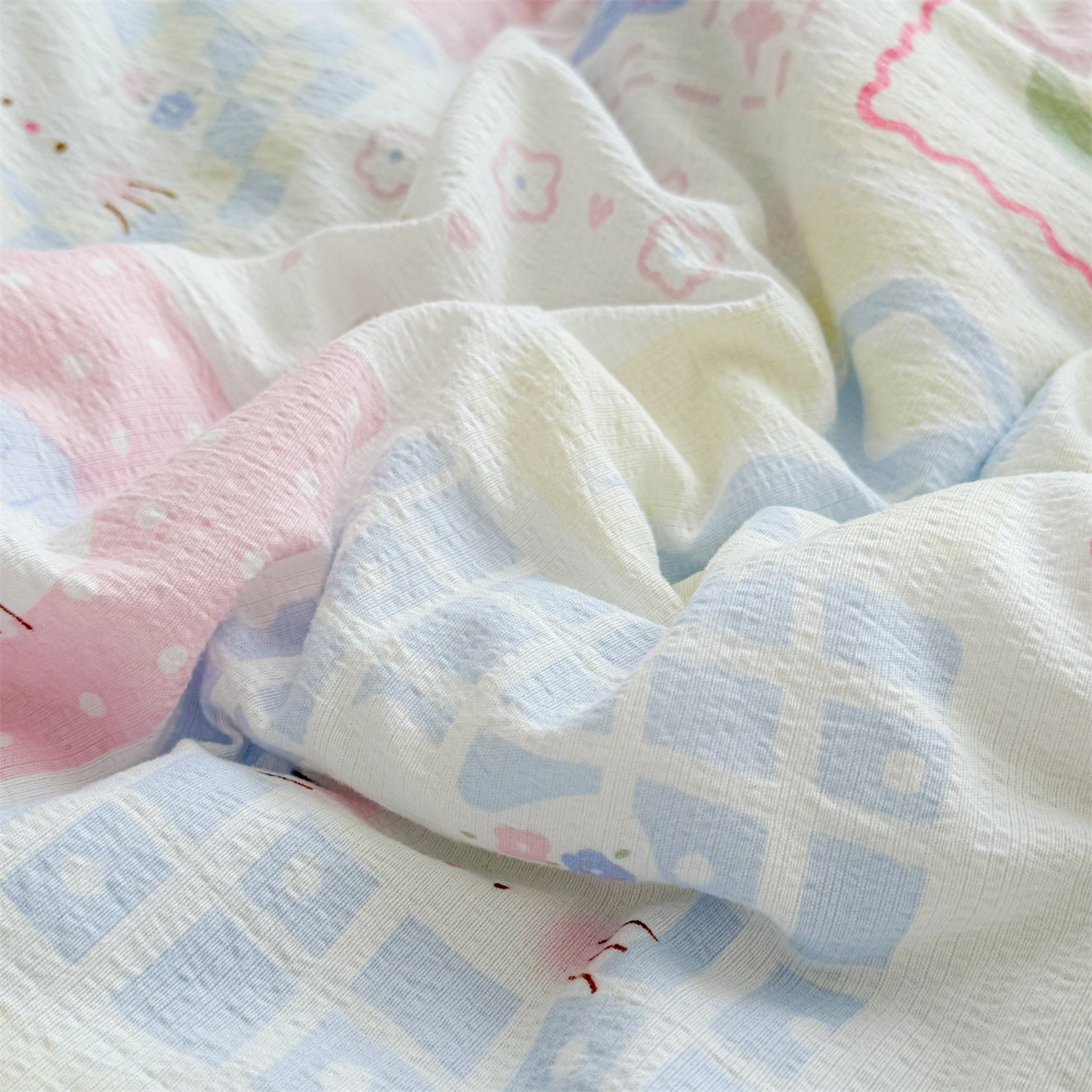 91家纺网 家纺一手货源 找家纺 2026新款A类新疆棉花夏凉被加宽包边水洗棉卡通印花吸湿透气棉花夏被空调被 云感甜品乐园