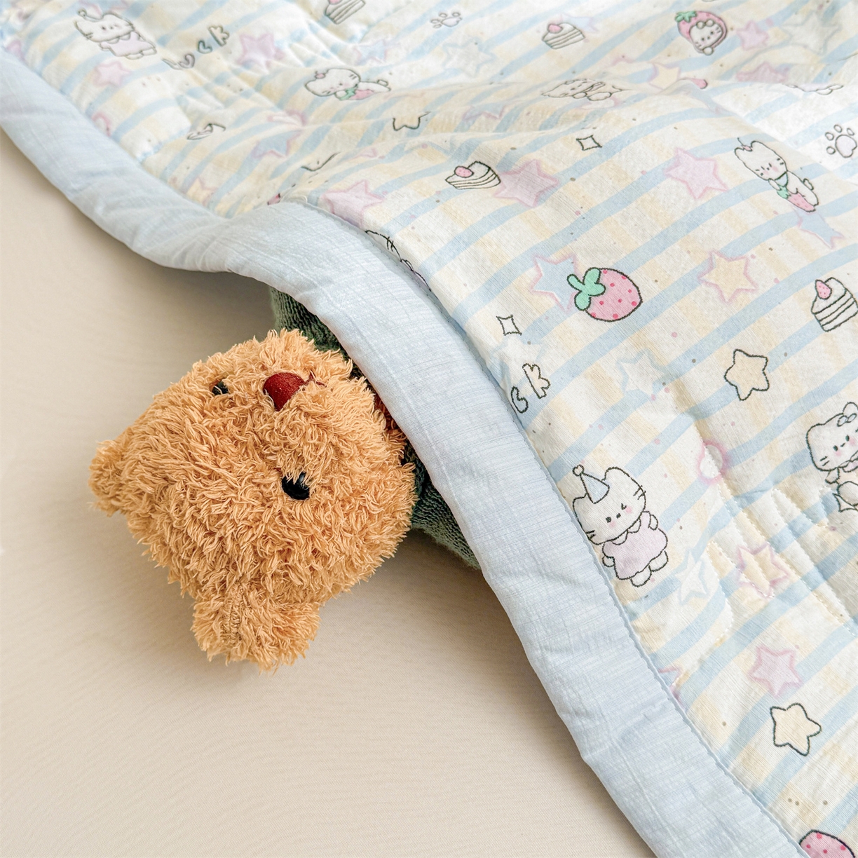 91家纺网 家纺一手货源 找家纺 2026新款A类新疆棉花夏凉被加宽包边水洗棉卡通印花吸湿透气棉花夏被空调被 云感幸运喵