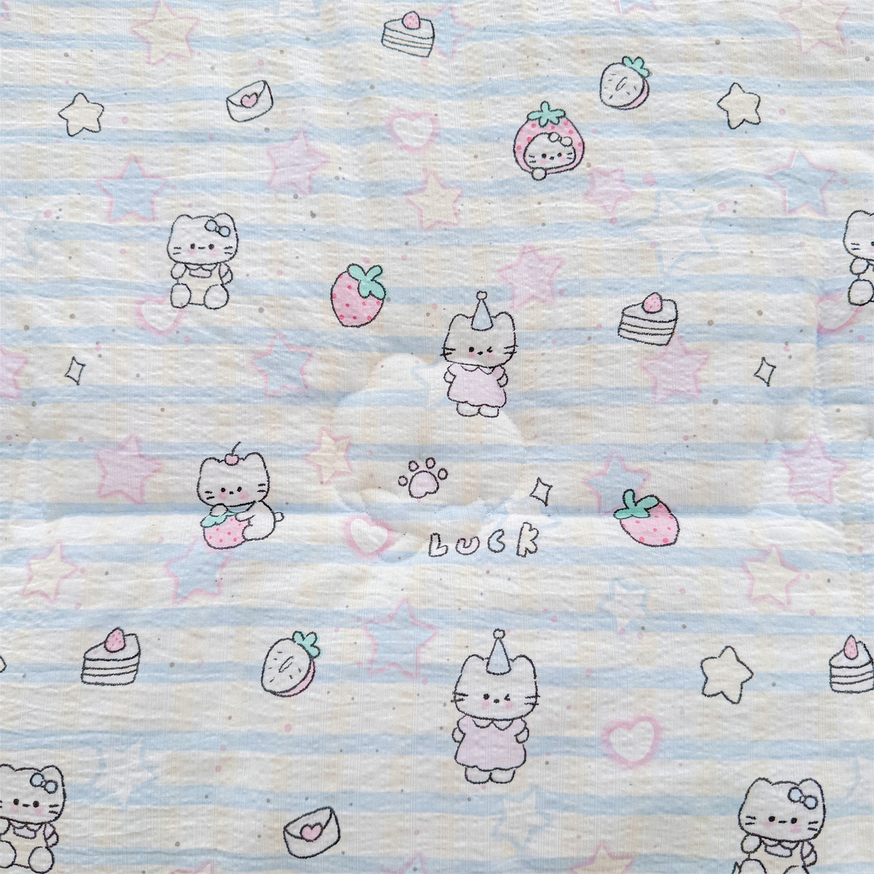 91家纺网 家纺一手货源 找家纺 2026新款A类新疆棉花夏凉被加宽包边水洗棉卡通印花吸湿透气棉花夏被空调被 云感幸运喵