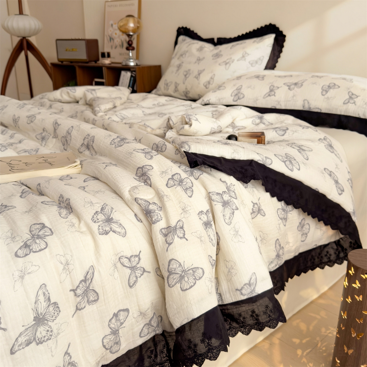 91家纺网 家纺一手货源 找家纺 布凡家居 2026春夏新款A类母婴级全棉皱皱纱工艺款大豆夏被夏凉被空调被 梦幻蝴蝶