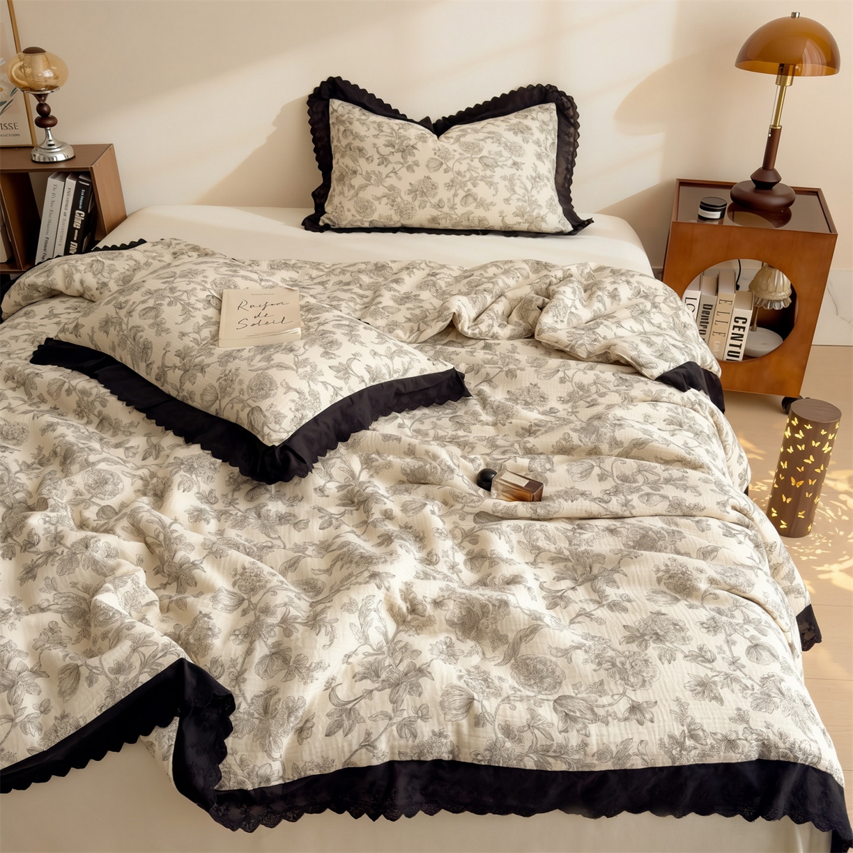 91家纺网 家纺一手货源 找家纺 布凡家居 2026春夏新款A类母婴级全棉皱皱纱工艺款大豆夏被夏凉被空调被 墨花织梦