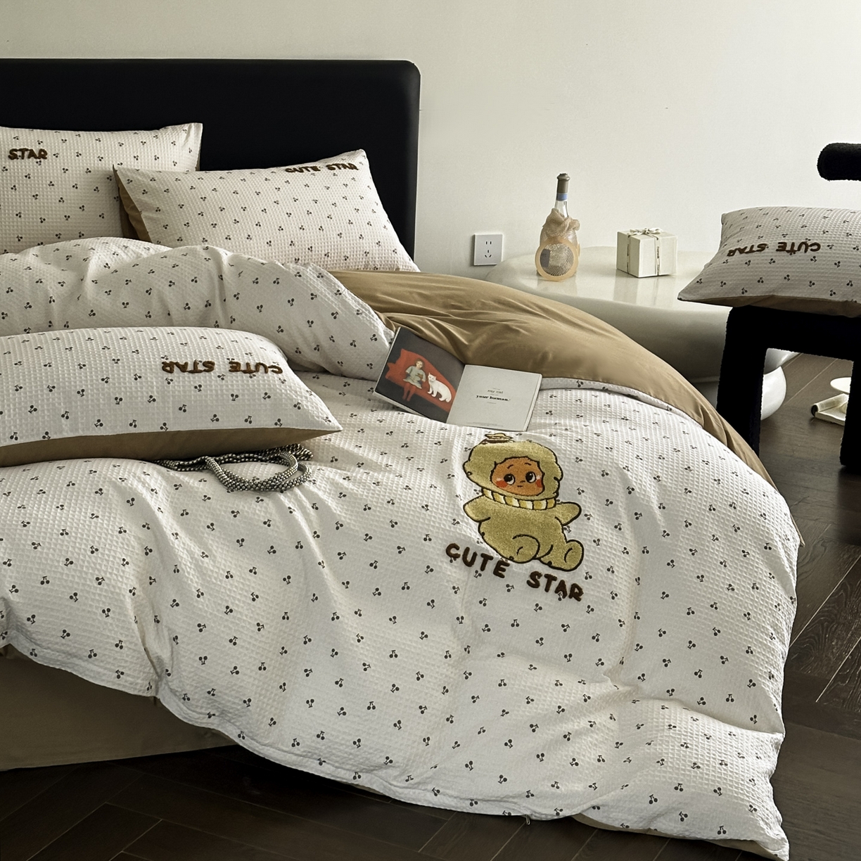 91家纺网 家纺一手货源 找家纺 ab家纺 2026新款全棉华夫格毛巾绣四件套 漫希