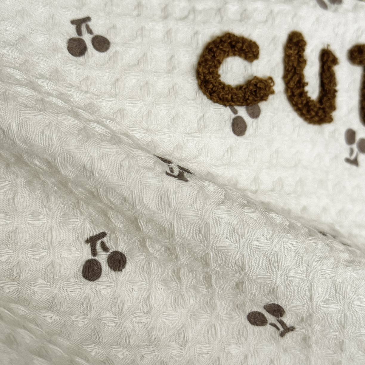 91家纺网 家纺一手货源 找家纺 ab家纺 2026新款全棉华夫格毛巾绣四件套 漫希