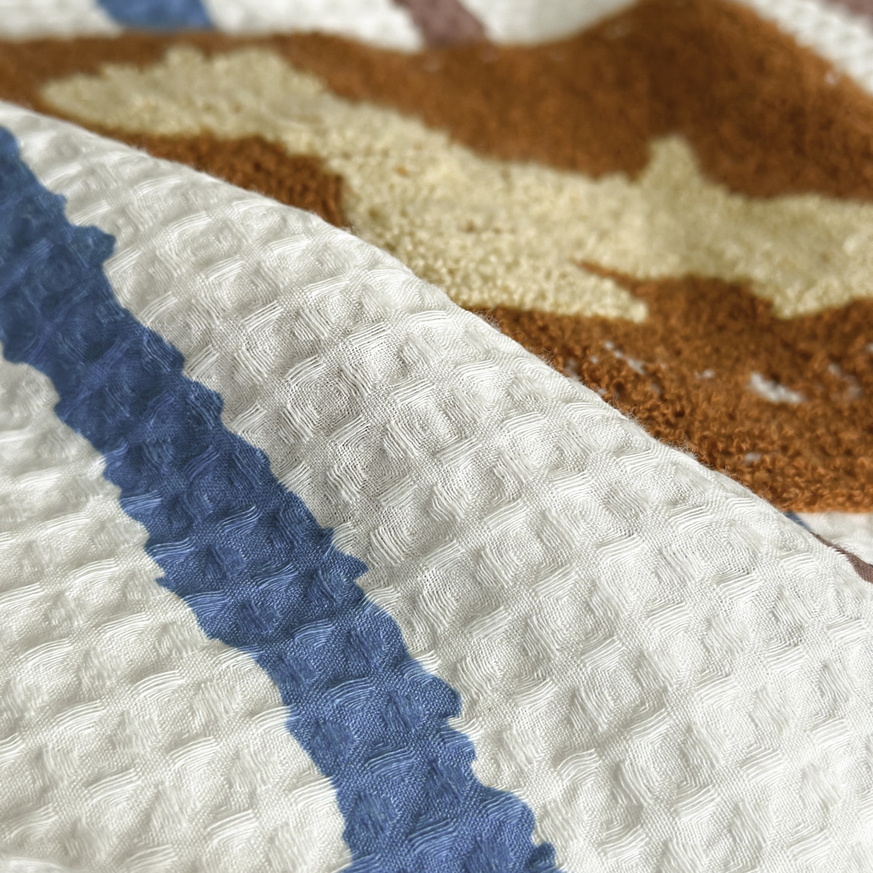 91家纺网 家纺一手货源 找家纺 ab家纺 2026新款全棉华夫格毛巾绣四件套 时光