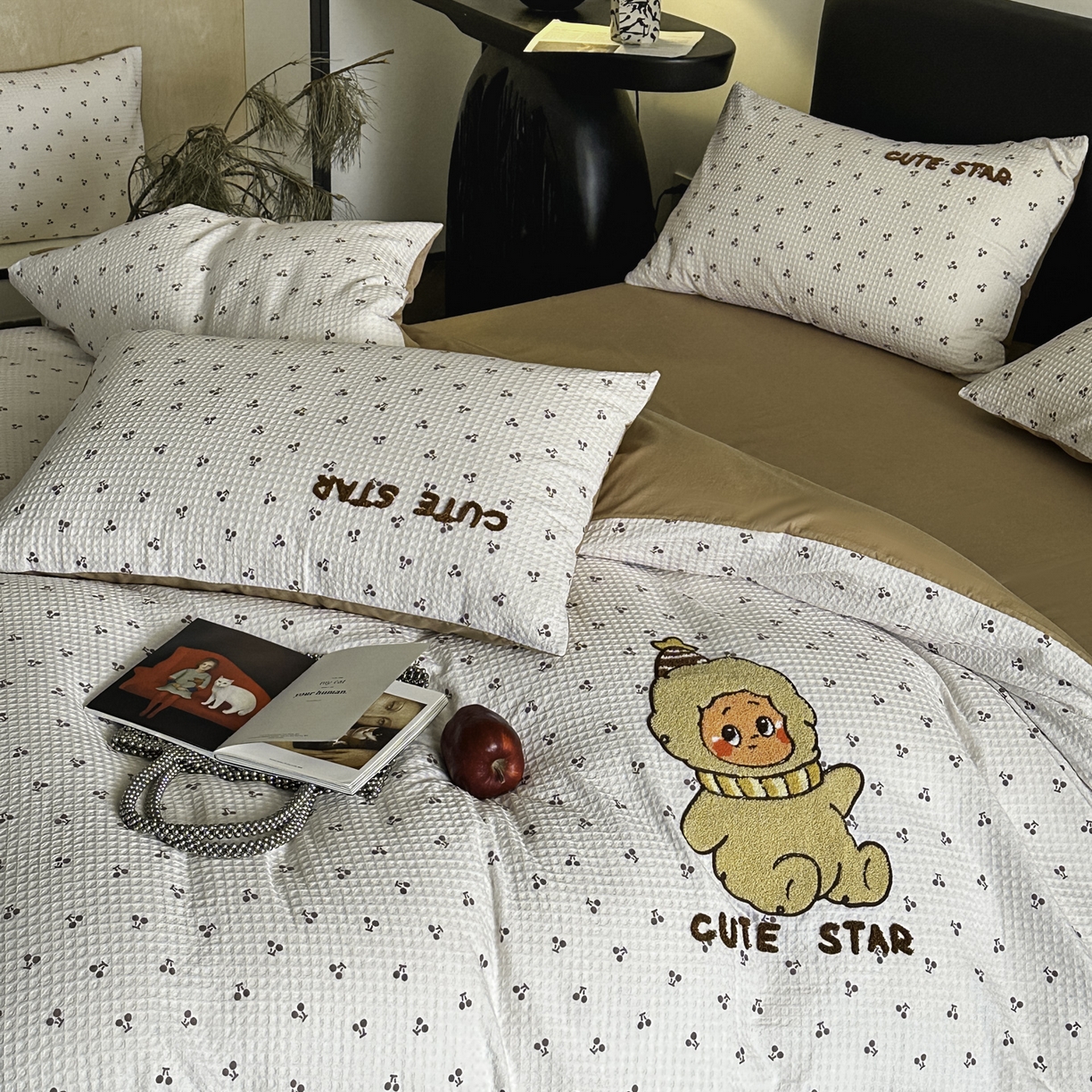 91家纺网 家纺一手货源 找家纺 ab家纺 2026新款全棉华夫格毛巾绣四件套 漫希