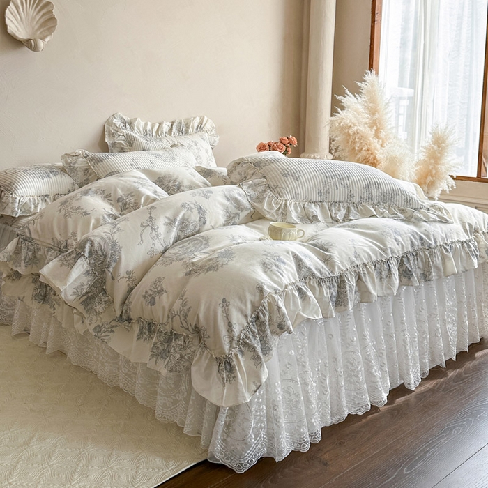 91家纺网 家纺一手货源 找家纺 瑞宝 2026新款法式全棉印花床裙四件套 淡陌