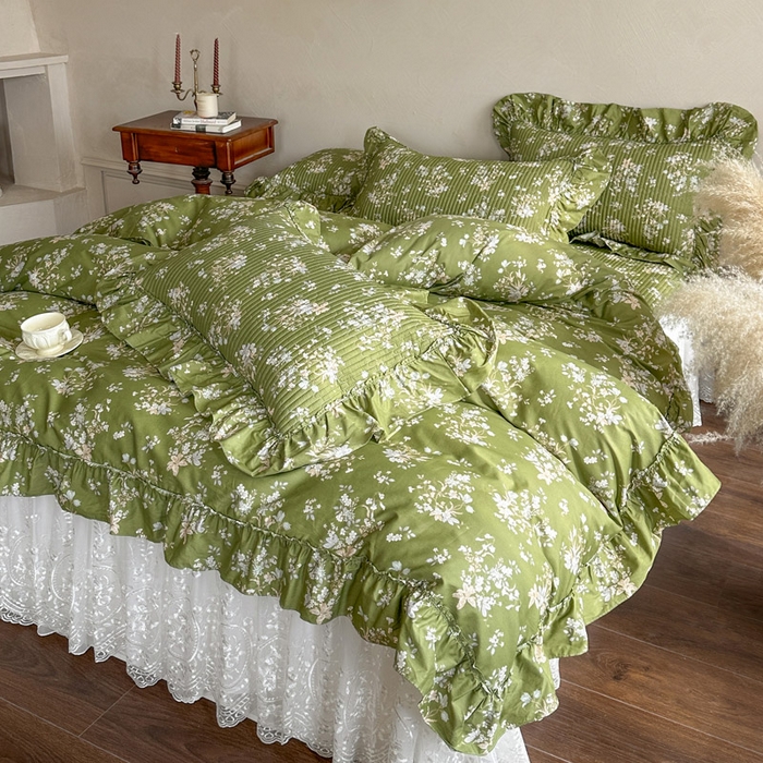 91家纺网 家纺一手货源 找家纺 瑞宝 2026新款法式全棉印花床裙四件套 花信风来