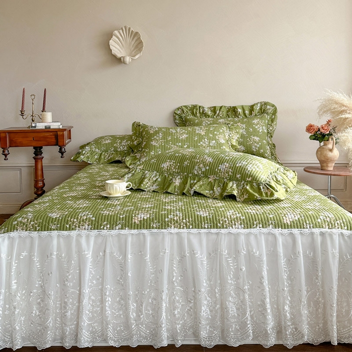 91家纺网 家纺一手货源 找家纺 瑞宝 2026新款法式全棉印花床裙四件套 花信风来