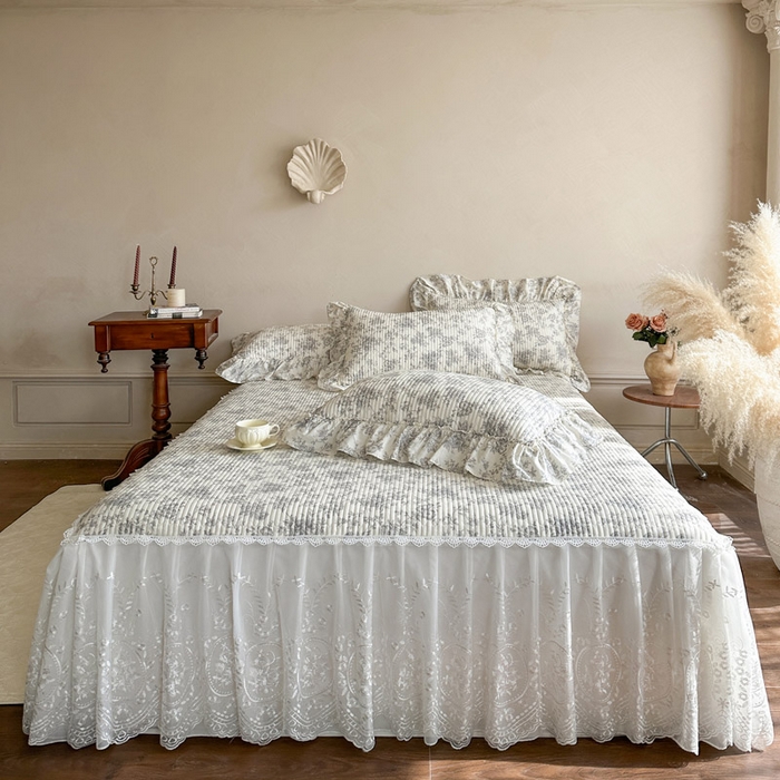 91家纺网 家纺一手货源 找家纺 瑞宝 2026新款法式全棉印花床裙三件套 禾风织野