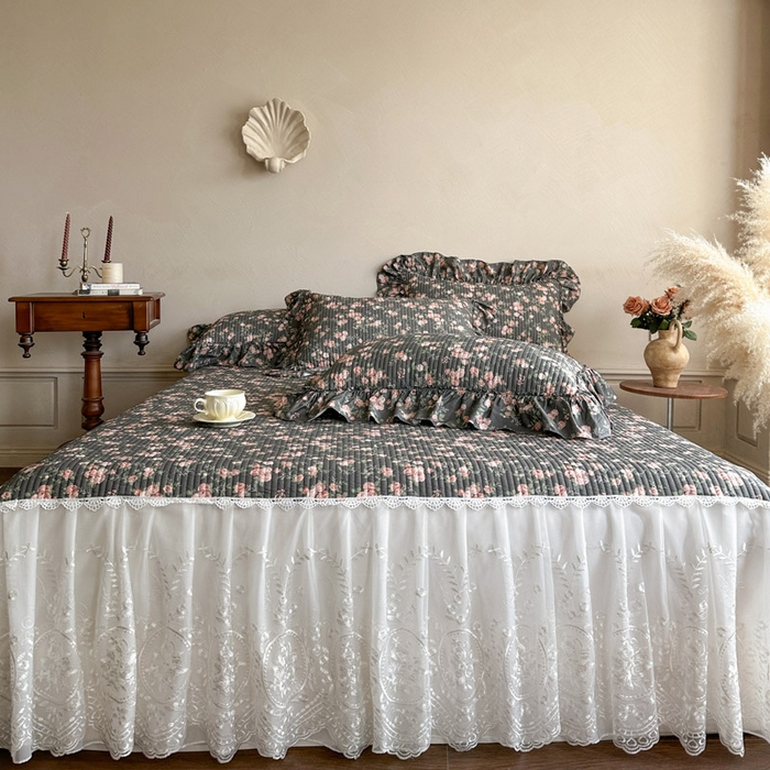 91家纺网 家纺一手货源 找家纺 瑞宝 2026新款法式全棉印花床裙三件套 娜朵