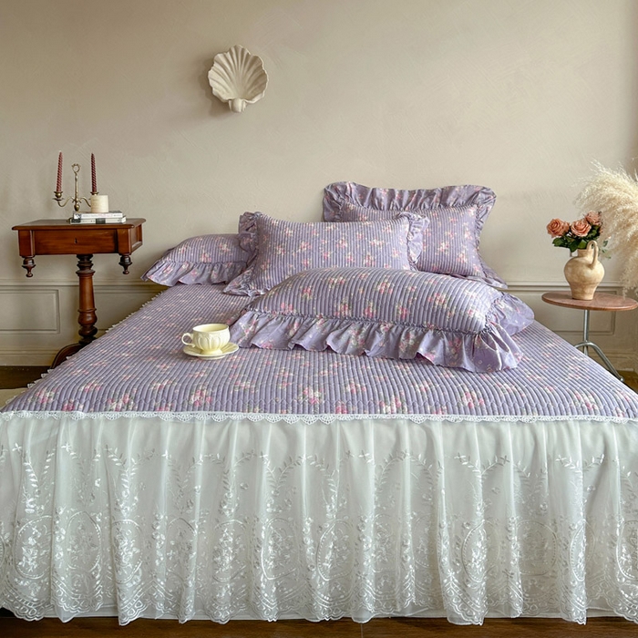 91家纺网 家纺一手货源 找家纺 瑞宝 2026新款法式全棉印花床裙三件套 紫花蕾