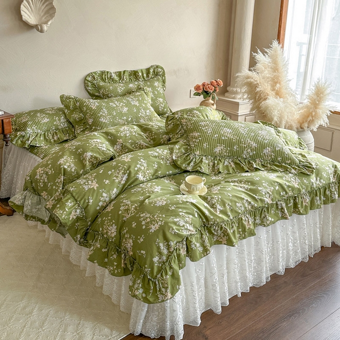 91家纺网 家纺一手货源 找家纺 瑞宝 2026新款法式全棉印花床裙三件套 花信风来