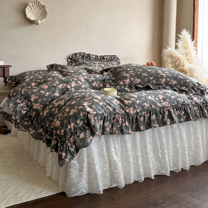 91家纺网 家纺一手货源 找家纺 瑞宝 2026新款法式全棉印花床裙三件套 娜朵