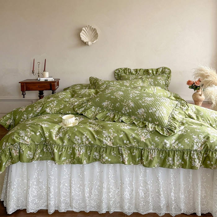 91家纺网 家纺一手货源 找家纺 瑞宝 2026新款法式全棉印花床裙三件套 花信风来