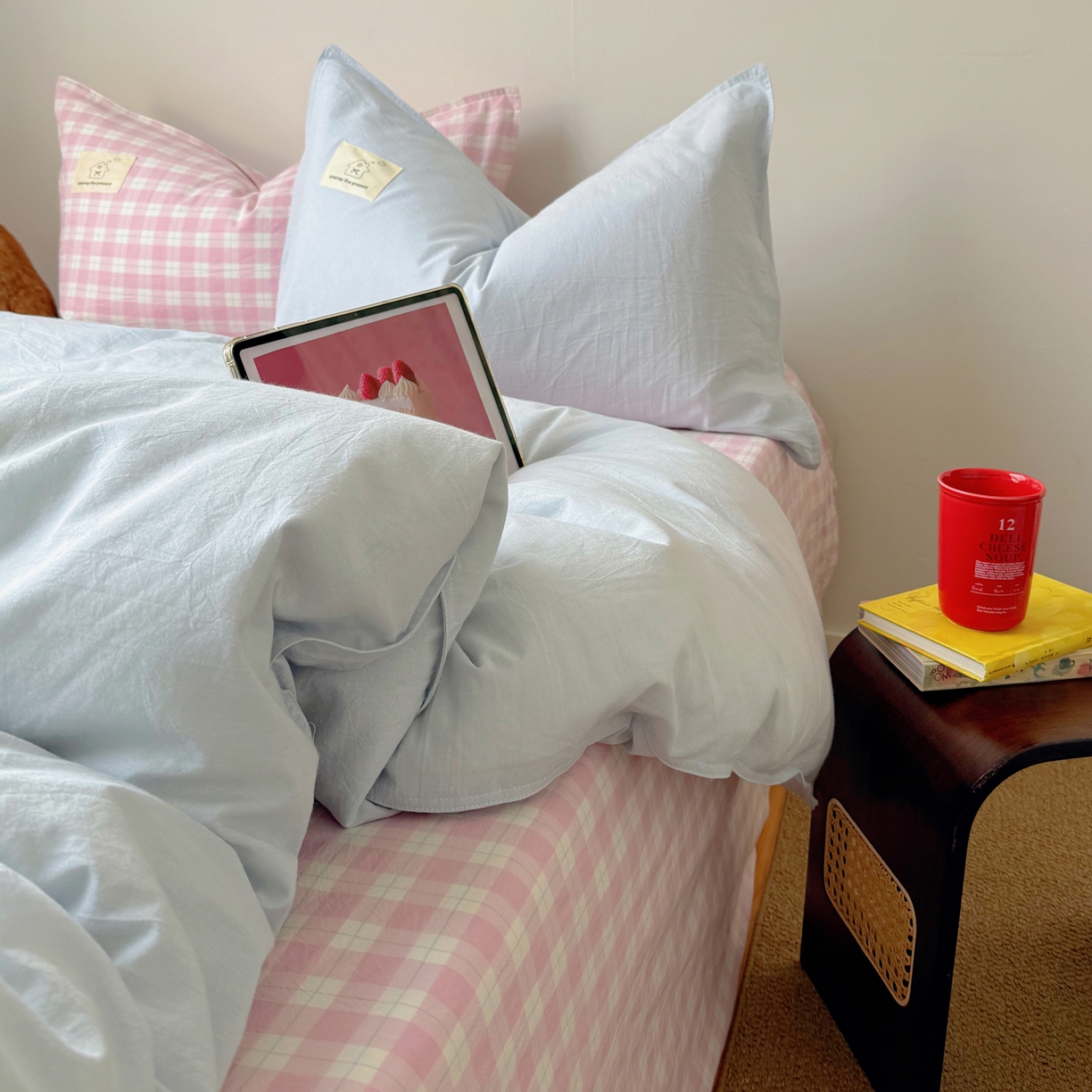 91家纺网 家纺一手货源 找家纺 觅糖家纺 2026新款ins水洗棉全棉纯棉格子款双针款四件套（会员-5） ins云汀粉格