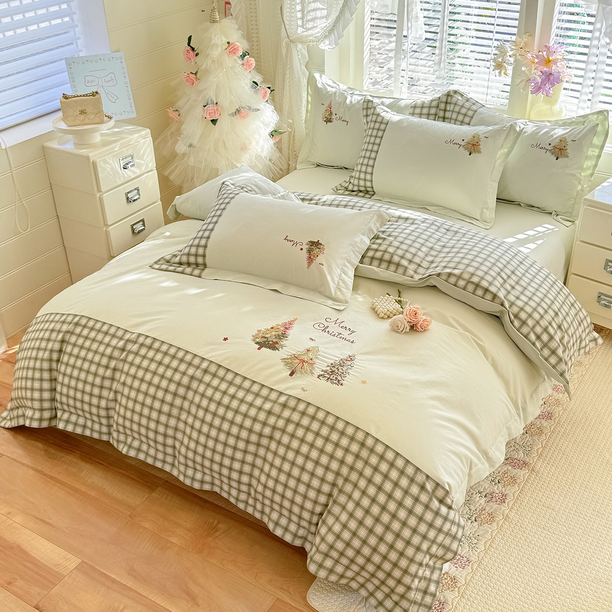 91家纺网 家纺一手货源 找家纺 （总）艾唯希家纺 2026新款优质全棉纯棉工艺刺绣四件套幸运树