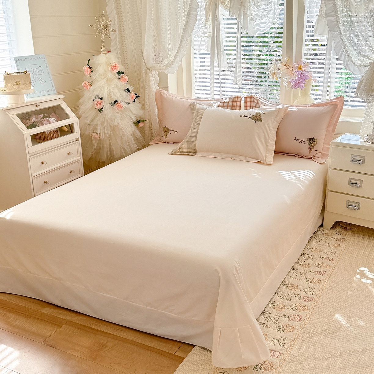 91家纺网 家纺一手货源 找家纺 艾唯希家纺 2026新款优质全棉纯棉工艺刺绣四件套幸运树 幸运树-米杏色