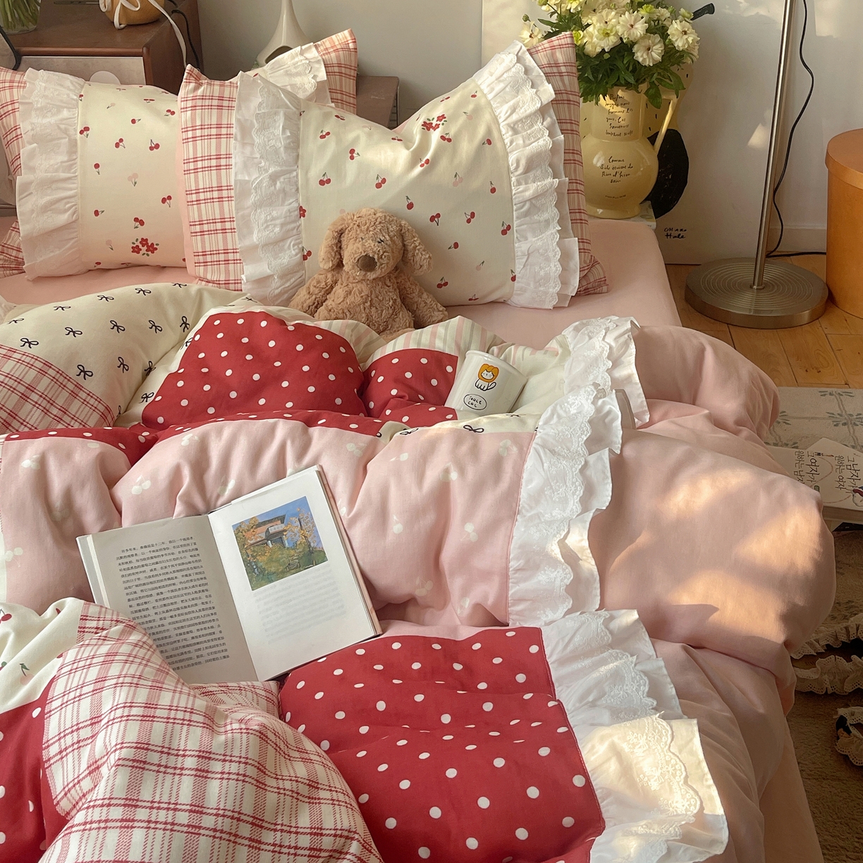 91家纺网 家纺一手货源 找家纺 觅糖家纺 2026新款全棉纯棉双层纱梦幻花边系列四件套（会员-5） 甜心雾语