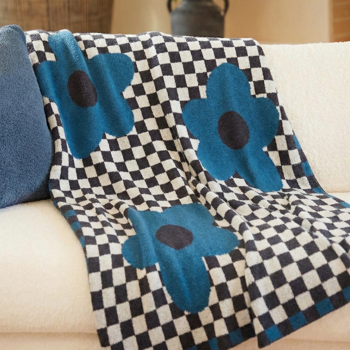 91家纺网 家纺一手货源 找家纺 暖绵绵家纺 2026新款半边绒软糯棋盘花镜盖毯-艾莎 艾莎-蓝色
