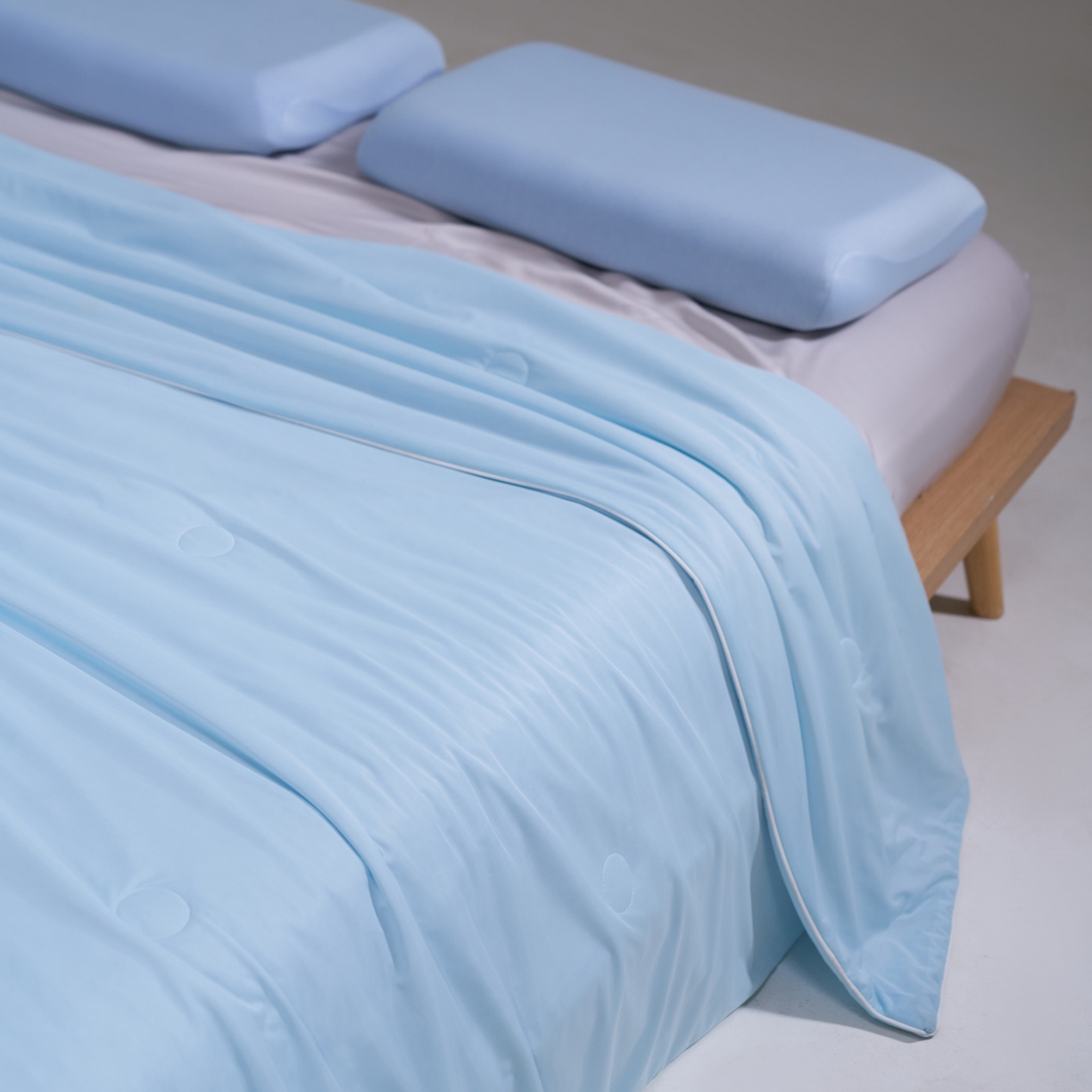 91家纺网 家纺一手货源 找家纺 佳轩家纺 2026新款超柔凉感丝夏被夏凉被空调被 天空蓝