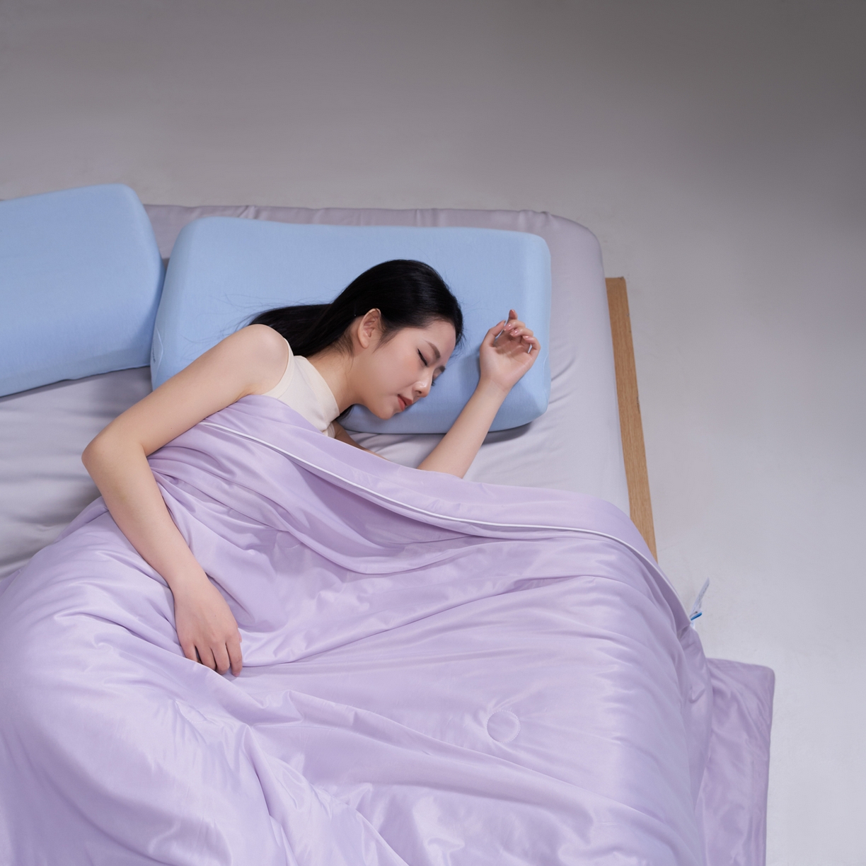 91家纺网 家纺一手货源 找家纺 佳轩家纺 2026新款超柔凉感丝夏被夏凉被空调被 优雅紫