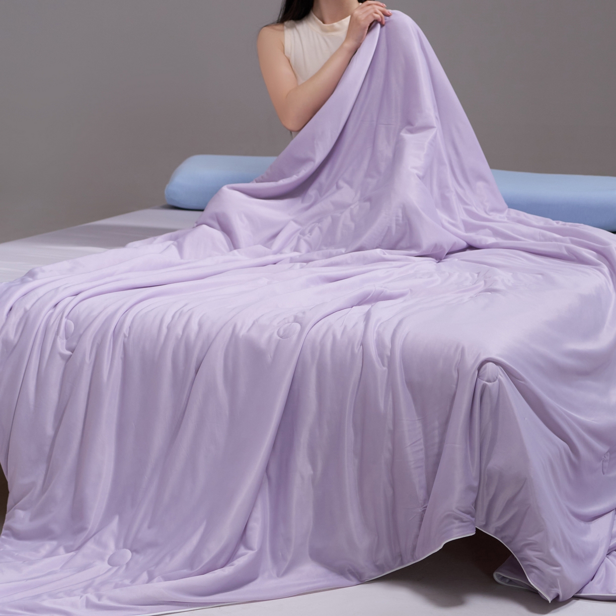 91家纺网 家纺一手货源 找家纺 佳轩家纺 2026新款超柔凉感丝夏被夏凉被空调被 优雅紫
