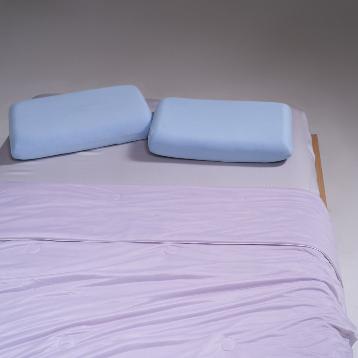 91家纺网 家纺一手货源 找家纺 佳轩家纺 2026新款超柔凉感丝夏被夏凉被空调被 优雅紫