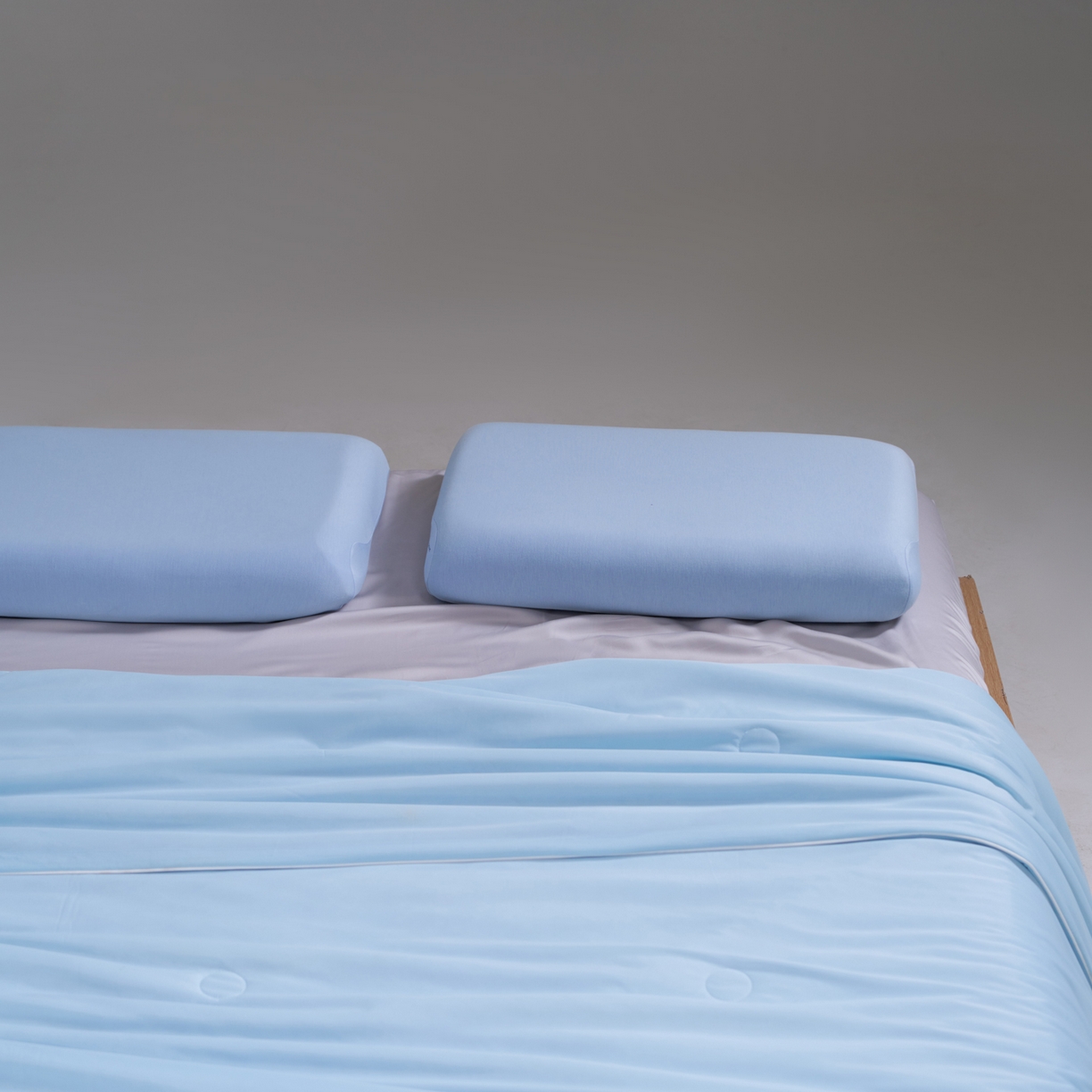 91家纺网 家纺一手货源 找家纺 佳轩家纺 2026新款超柔凉感丝夏被夏凉被空调被 天空蓝