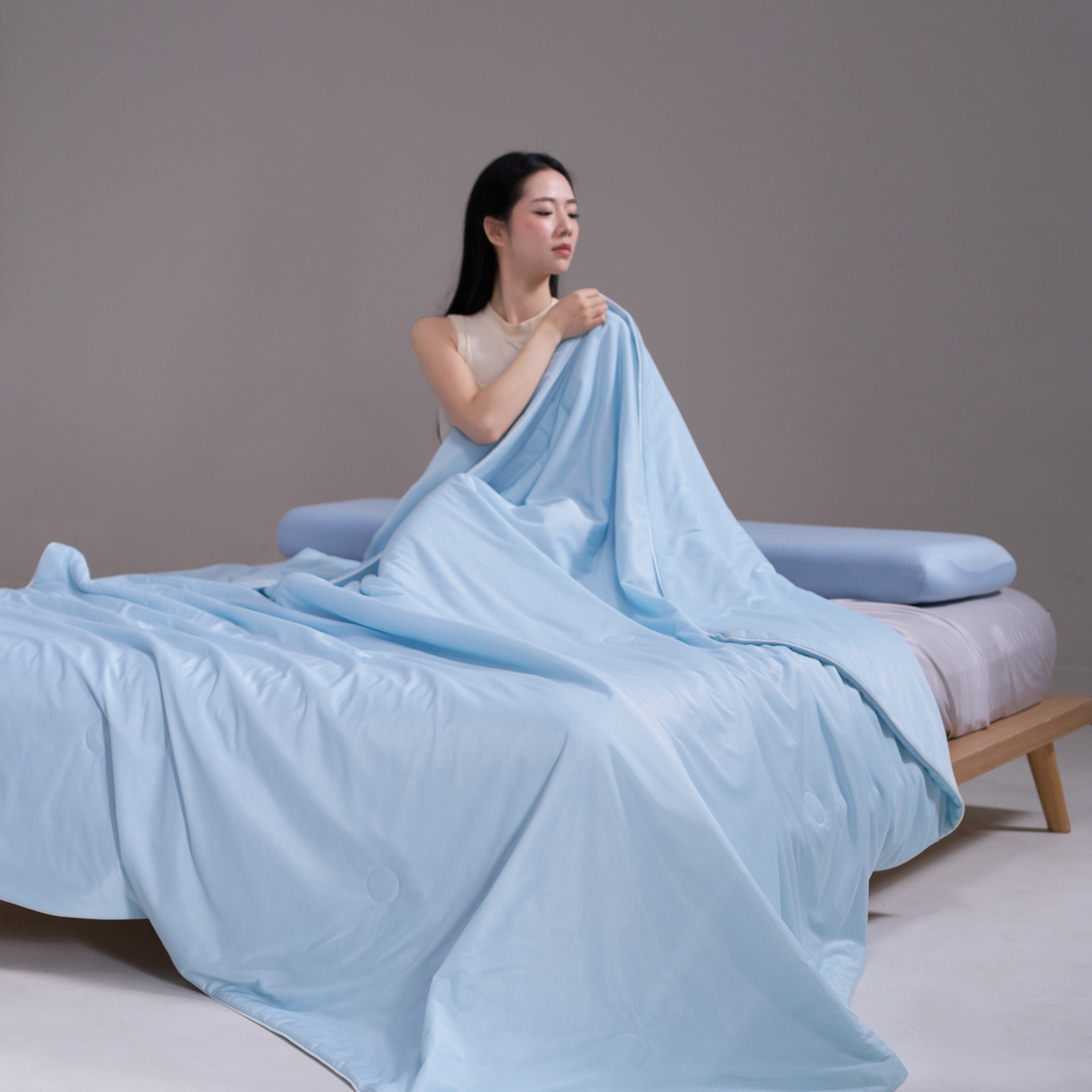 91家纺网 家纺一手货源 找家纺 佳轩家纺 2026新款超柔凉感丝夏被夏凉被空调被 天空蓝