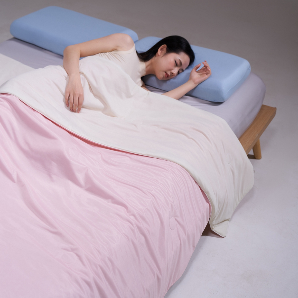 91家纺网 家纺一手货源 找家纺 佳轩家纺 2026新款超柔凉感丝夏被夏凉被空调被 浅粉-米黄