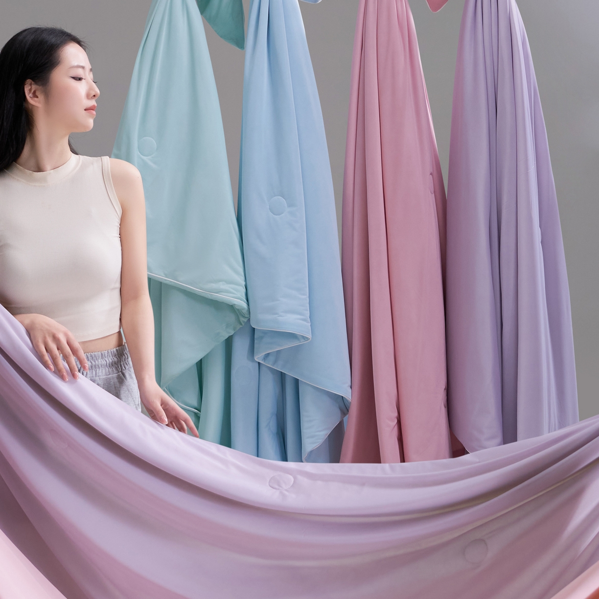 91家纺网 家纺一手货源 找家纺 佳轩家纺 2026新款超柔凉感丝夏被夏凉被空调被 组合图（仅供展示不可下单）