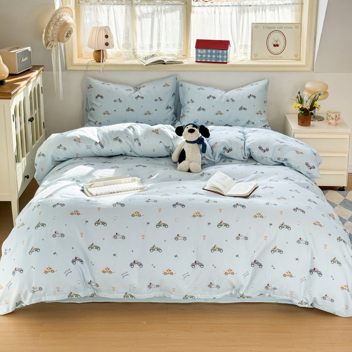 91家纺网 家纺一手货源 找家纺 红淳家纺 2026新款全棉A类双层纱四件套 汽车狗（普通款）