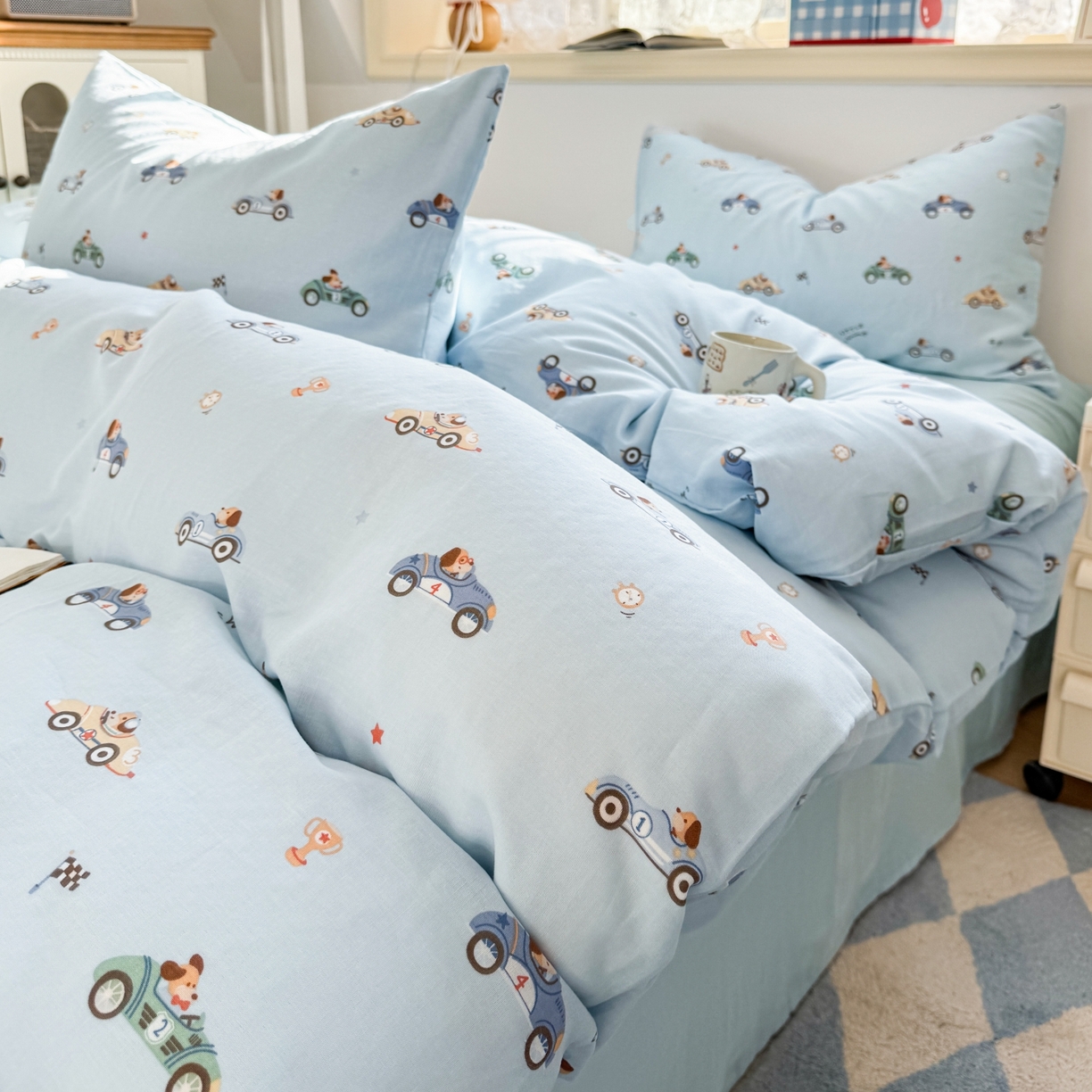 91家纺网 家纺一手货源 找家纺 红淳家纺 2026新款全棉A类双层纱四件套 汽车狗（普通款）