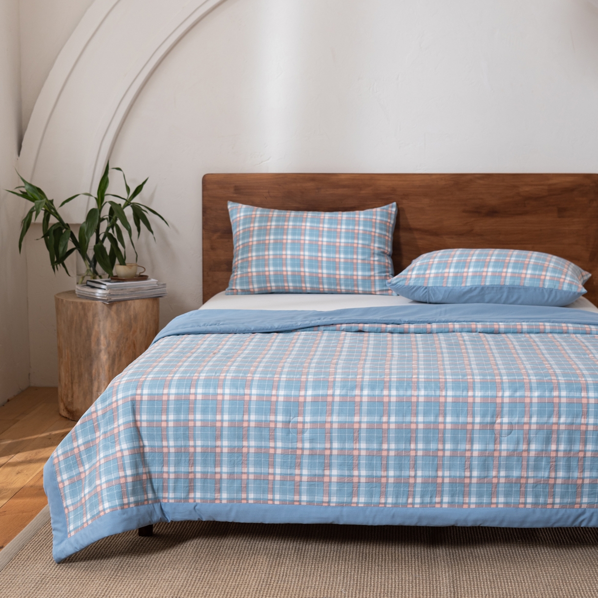 91家纺网 家纺一手货源 找家纺 佳轩家纺 2026新款色织水洗棉棉花夏被夏凉被空调被 格韵蓝